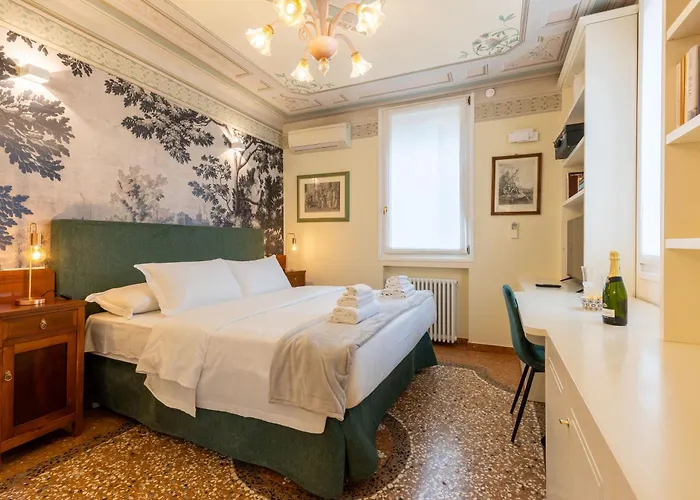 Bolognaroomscom - Bottrigari *