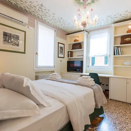 Bottrigari-bolognarooms Apartment