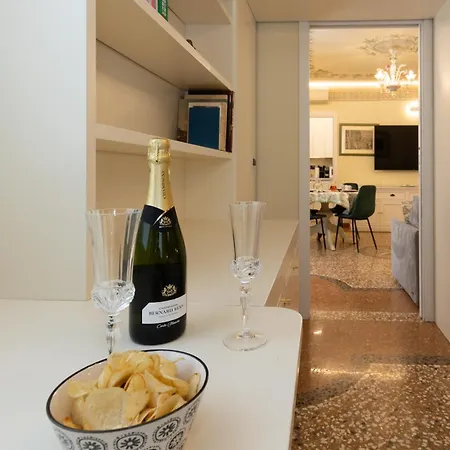 Bolognaroomscom - Bottrigari *