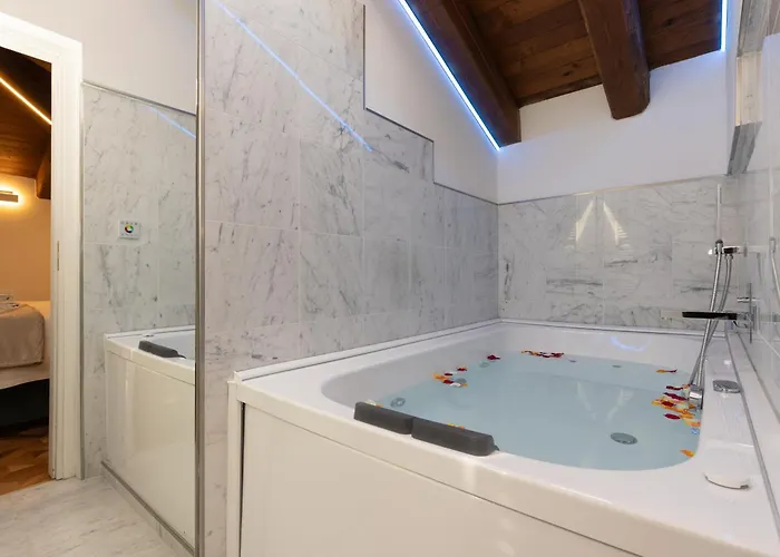 Apartment Bolognaroomscom - Bottrigari Bologna